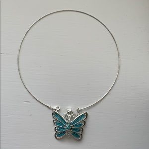 Butterfly choker